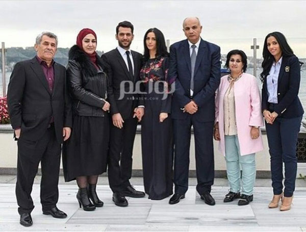 murat-yildirim-ve-imane-elbani-bogaz-da-nisanlandi-8106741.jpeg