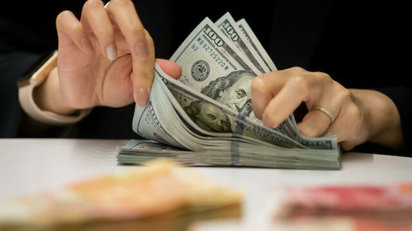 Ο διάσημος οικονομολόγος Mahfi Eğilmez εξήγησε: “Γι ‘αυτό το δολάριο ανέβηκε!”