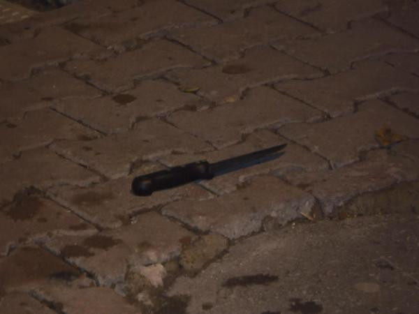 İstanbul'da korkunç olay ! Genç kızı bıçaklayıp, gasp etti - Resim : 2