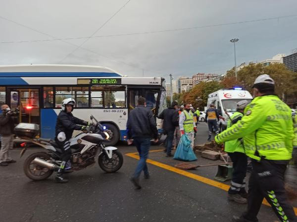 Ankara'da iki otobüs çarpıştı: Çok sayıda yaralı var - Resim : 2