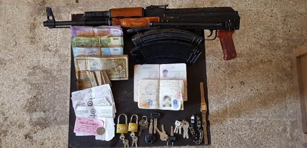 Barış Pınarı Bölgesi'nde 5 terörist yakalandı - Resim : 2