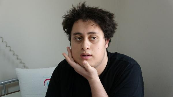 Önce tokalaştı, sonra yumrukladı! Pes dedirten ifade - Resim : 2