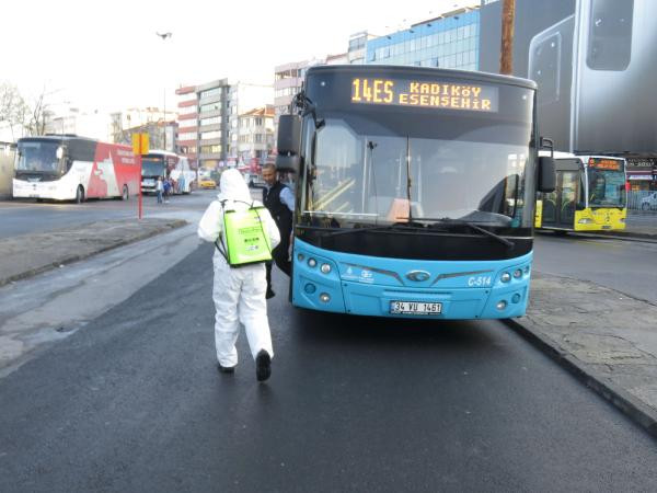 İstanbul'da toplu taşıma araçları dezenfekte edildi - Resim : 2