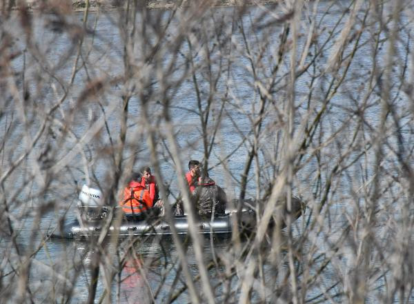 Özel harekatçılar Meriç Nehri'nde devriye attı - Resim : 1