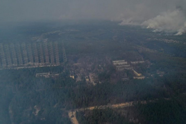 Çernobil’de 10 gündür süren yangın söndürüldü - Resim : 2