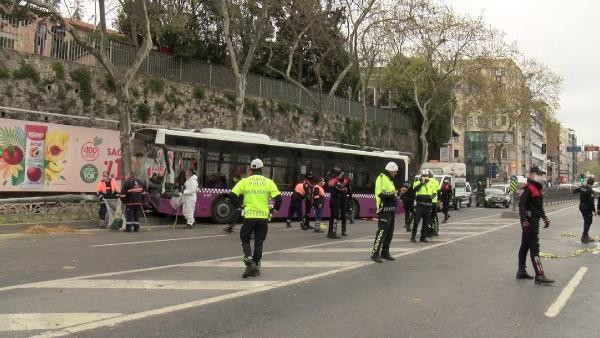 Beşiktaş'ta zincirleme kaza! İETT otobüsü ağaca çarptı - Resim : 1