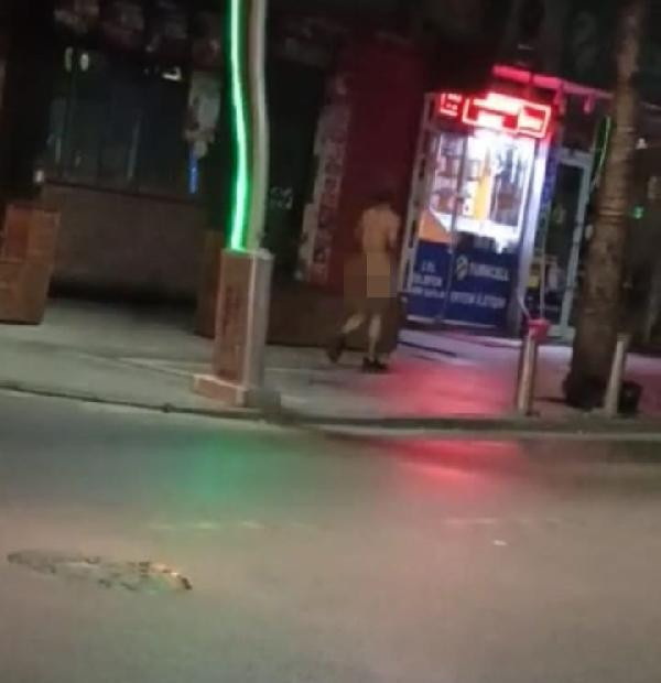 İşlek caddede çıplak adam alarmı! - Resim : 3