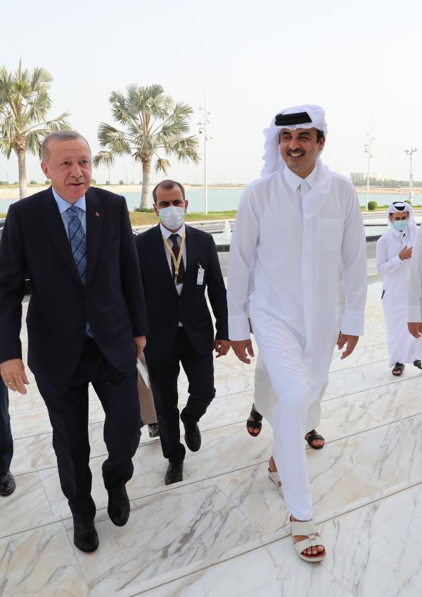 Erdoğan, Katar Emiri ile görüştü - Resim : 1