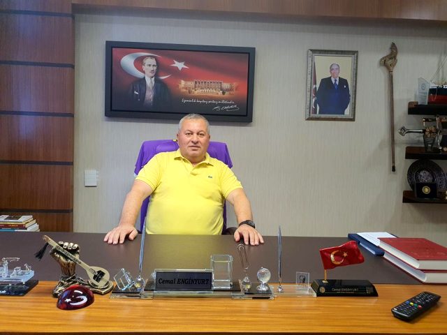 MHP'den ihraç edilen Enginyurt, odasından Bahçeli'nin fotoğrafını kaldırdı - Resim : 2