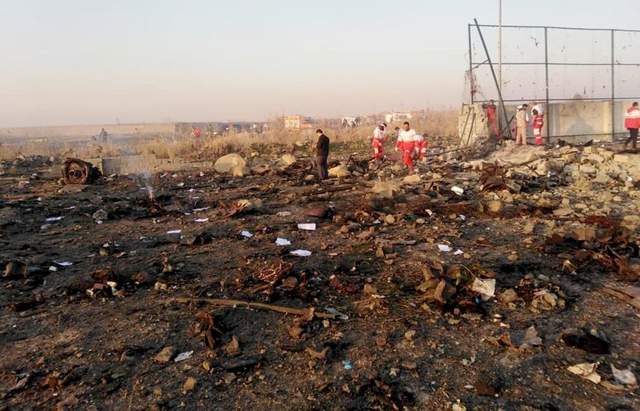 İran’da 176 kişinin bulunduğu yolcu uçağı düştü: Kurtulan yok - Resim : 3