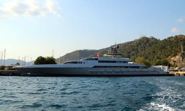 Marmaris limanına ''bir cisim'' yanaştı - Resim : 3