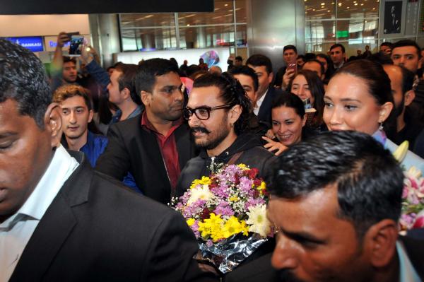 İstanbul'da Aamir Khan izdihamı ! - Resim : 1