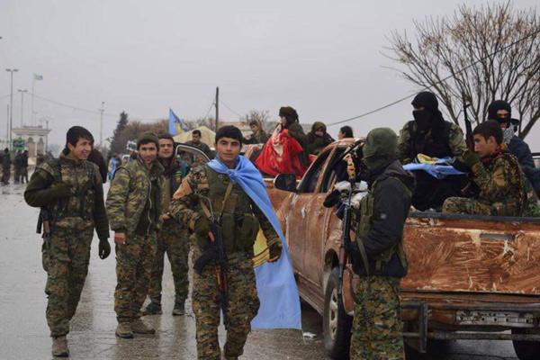YPG'li teröristlerin konvoyu böyle görüntülendi - Resim : 1