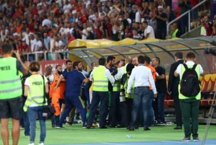 Vardar - Fenerbahçe maçından sonra kavga - Resim : 1