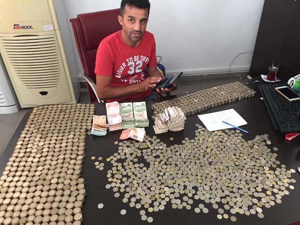 "Kumbarayı açınca sinirden ağladım" - Resim : 1