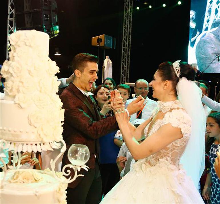 Erdoğan Milli tekvandocunun düğününe katıldı - Resim : 1