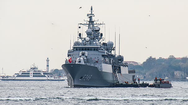 Amiral gemi Dolmabahçe'de - Resim : 2