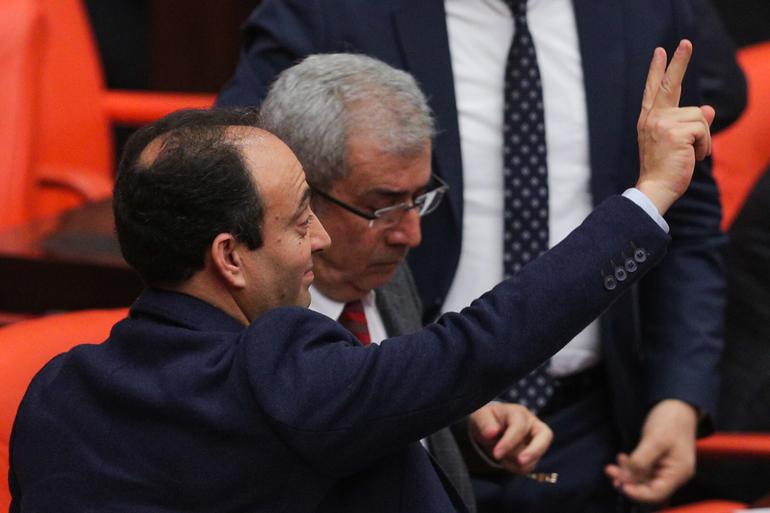 HDP'li Osman Baydemir'e ''Kürdistan'' cezası - Resim : 1