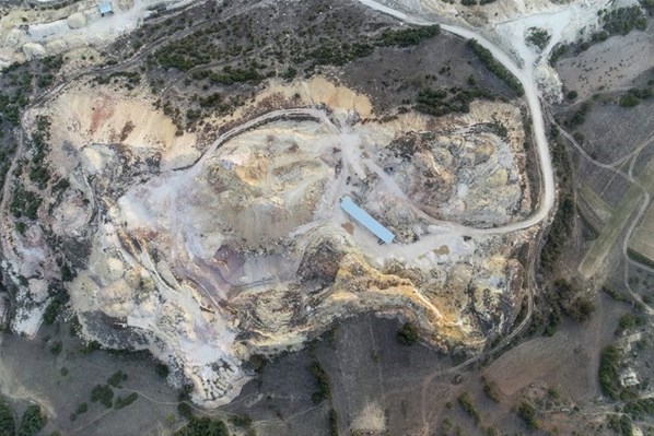 Balıkesir'den kaolin fışkırıyor - Resim : 1