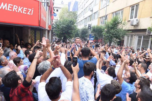 Mustafa Sarıgül'den miting gibi bayramlaşma töreni - Resim : 4