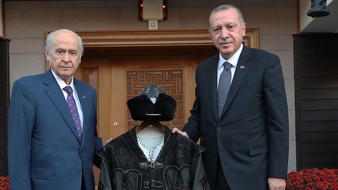 Erdoğan'ın Bahçeli ziyaretinde ''kaftan'' detayı - Resim : 1
