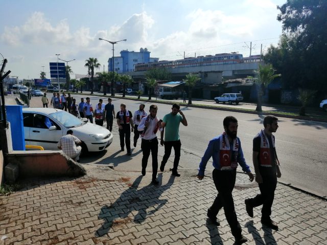 Adliye önünde Alparslan Kuytul için Kur-an okudular - Resim : 1