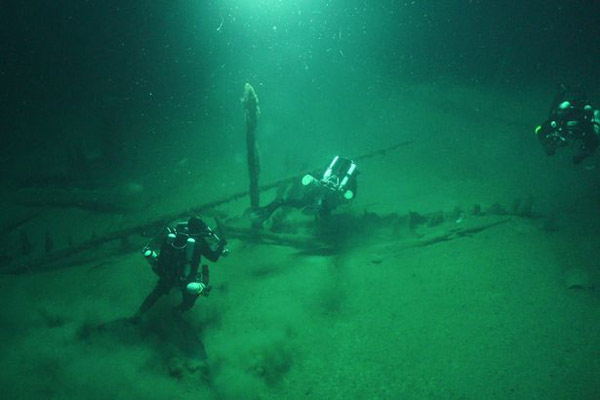 Karadeniz'de tarihi keşif ! 2.500 yıllık gemi bozulmamış - Resim : 1
