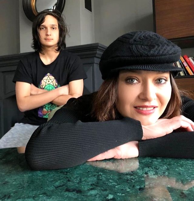 ''Sanırsın çiğ etle besledim'' deyip oğlunu paylaştı - Resim : 2