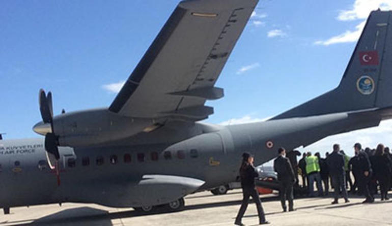 Jet kazası kurbanı 10 kişinin cenazeleri Türkiye'ye getirildi - Resim : 1