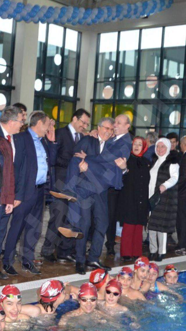AK Partili aday ile başkanın bu fotoğrafı olay oldu - Resim : 1