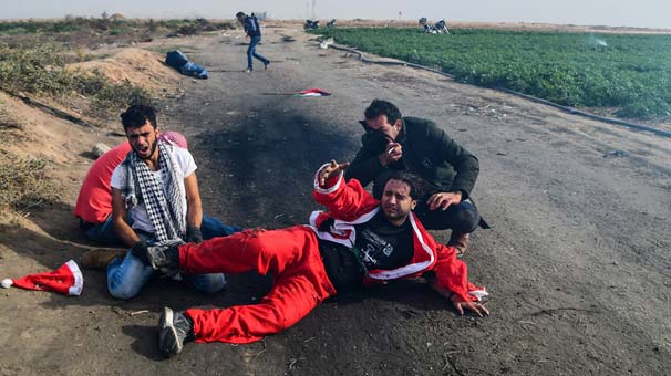 İsrail askerleri ''Noel Baba''yı vurdu ! - Resim : 1
