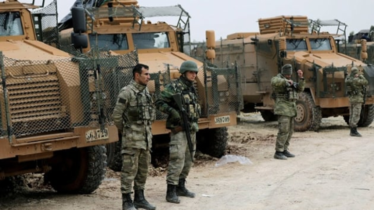 Afrin'deki zırhlı araçlarda dikkat çeken detay ! - Resim : 1