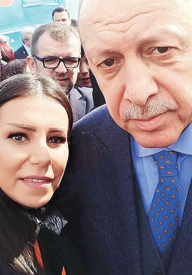 Cumhurbaşkanı Erdoğan'ın ''manevi kızı''na hakaret ! - Resim : 1