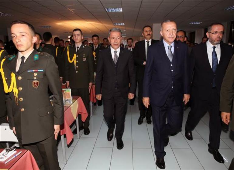 Erdoğan: Münbiç ve Fırat'ın doğusunu sizler temizleyeceksiniz - Resim : 1