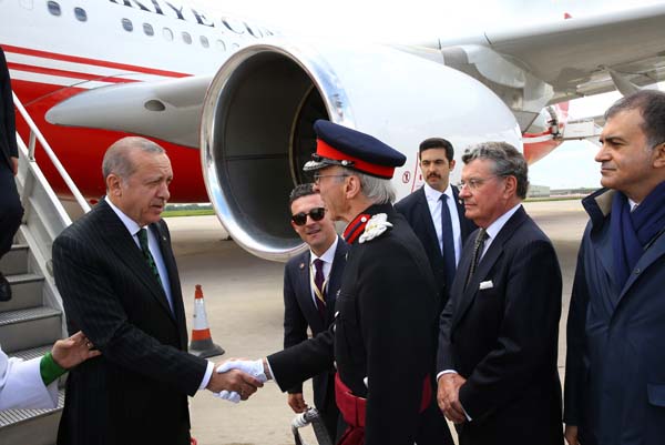 Cumhurbaşkanı Erdoğan İngiltere'de - Resim : 1