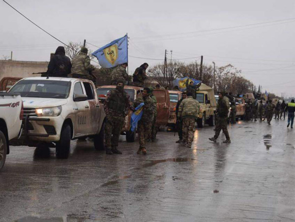 YPG'li teröristlerin konvoyu böyle görüntülendi - Resim : 3