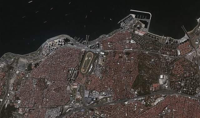 Yerli Göktürk-2 uydusu İstanbul'u uzaydan görüntüledi - Resim : 1