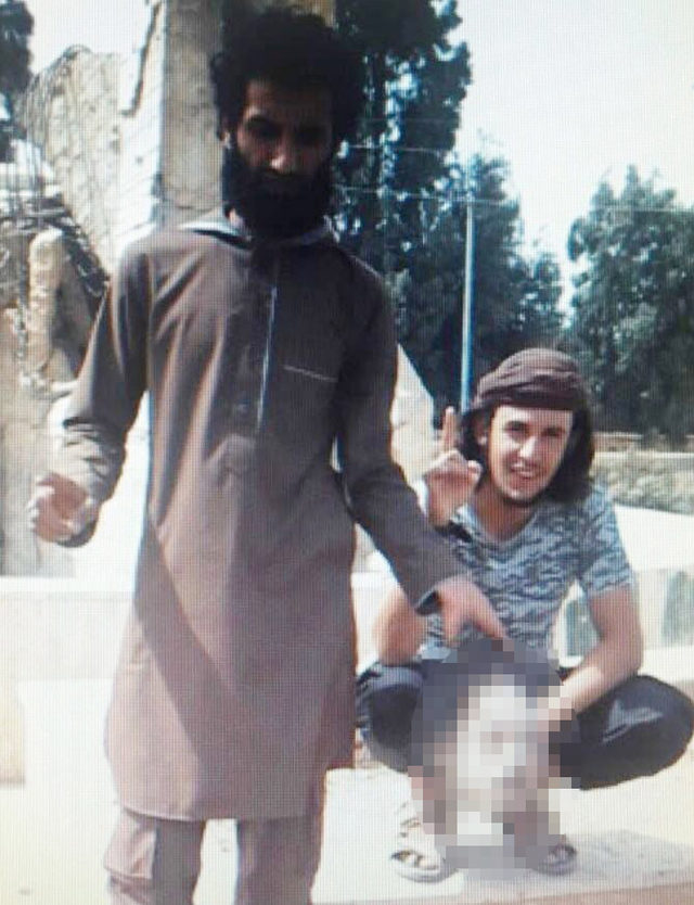 IŞİD infazcısının fotoğrafına ilginç savunma - Resim : 1