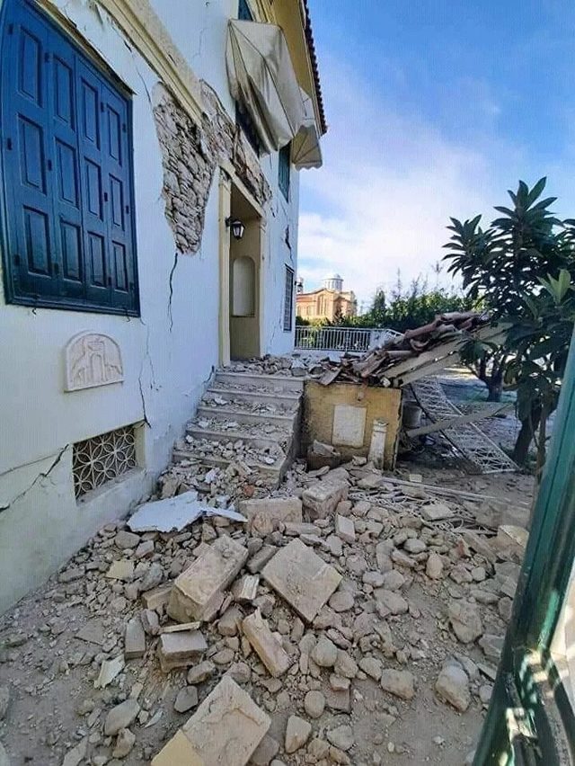 Ege'deki deprem Yunanistan'ı da vurdu - Resim : 1