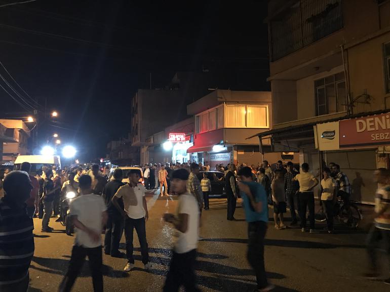 Adana'yı karıştıran kavga ! Polis biber gazıyla müdahale etti - Resim : 2