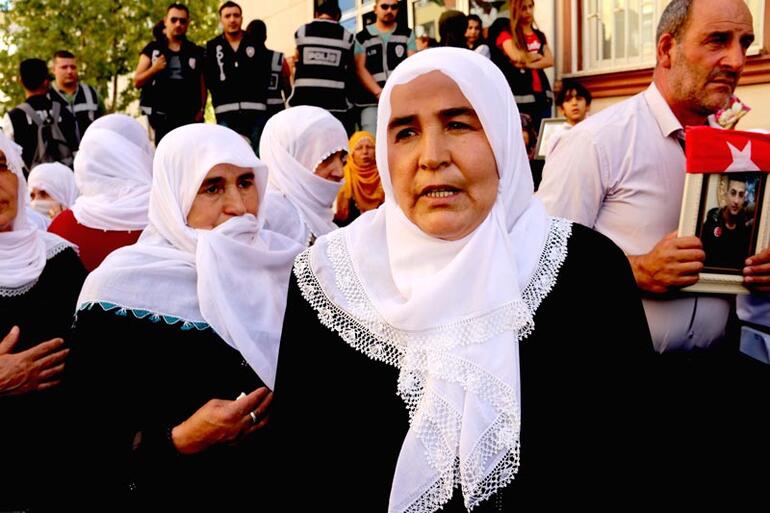 Ağrılı annelerden Diyarbakır annelere destek - Resim : 1