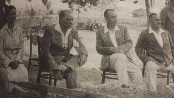 Atatürk'ün bu fotoğrafı sosyal medyayı salladı - Resim : 1