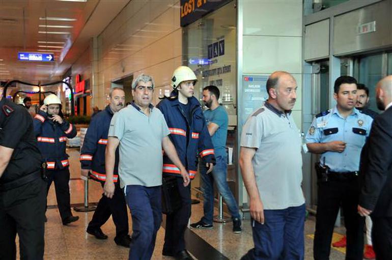 Atatürk Havalimanı'nda esrarengiz koku alarmı ! - Resim : 2