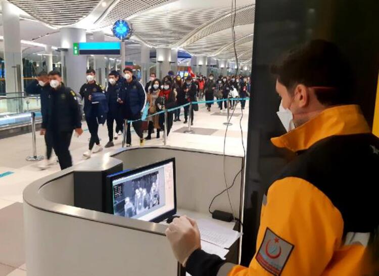 İstanbul Havalimanı'nda corona virüsü önlemi ! İkiye çıkarıldı - Resim : 2