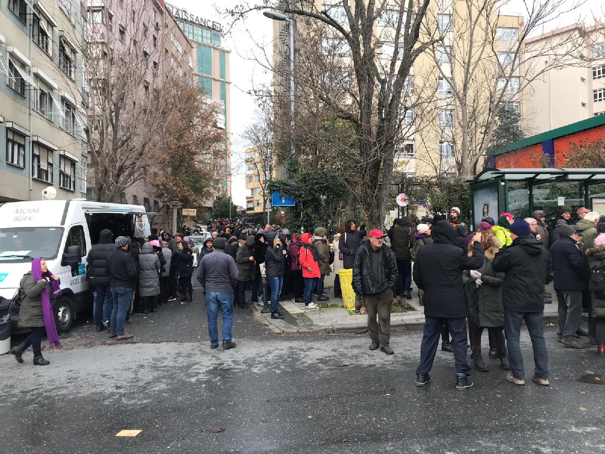 Yılbaşı öncesi Kanal İstanbul kuyruğu ! - Resim : 1