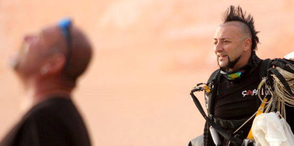 Hayko Cepkin'den Beşiktaşlı futbolculara sert çıkış ! - Resim : 1