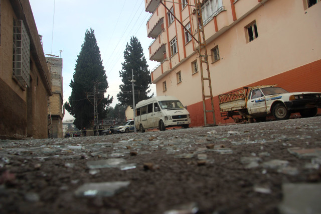 PYD'nin hedef aldığı Kilis'teki tahribat gündüz gözüyle görüntülendi - Resim : 3