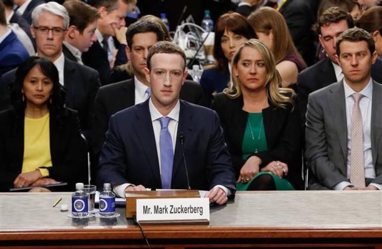 Facebook kurucusu skandalı kabul etti - Resim : 1