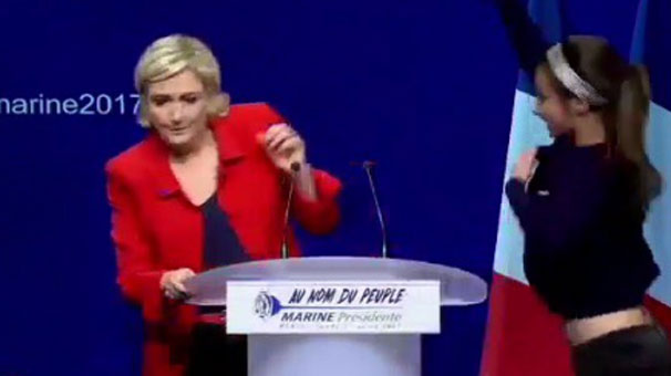 Aynı programda peş peşe protesto - Resim : 1