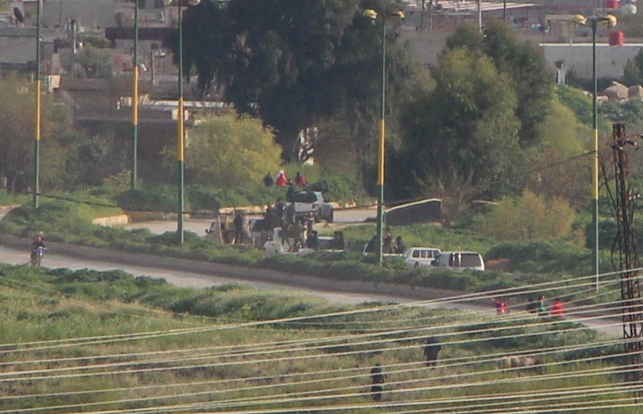 YPG'li teröristlerin konvoyu görüntülendi - Resim : 1